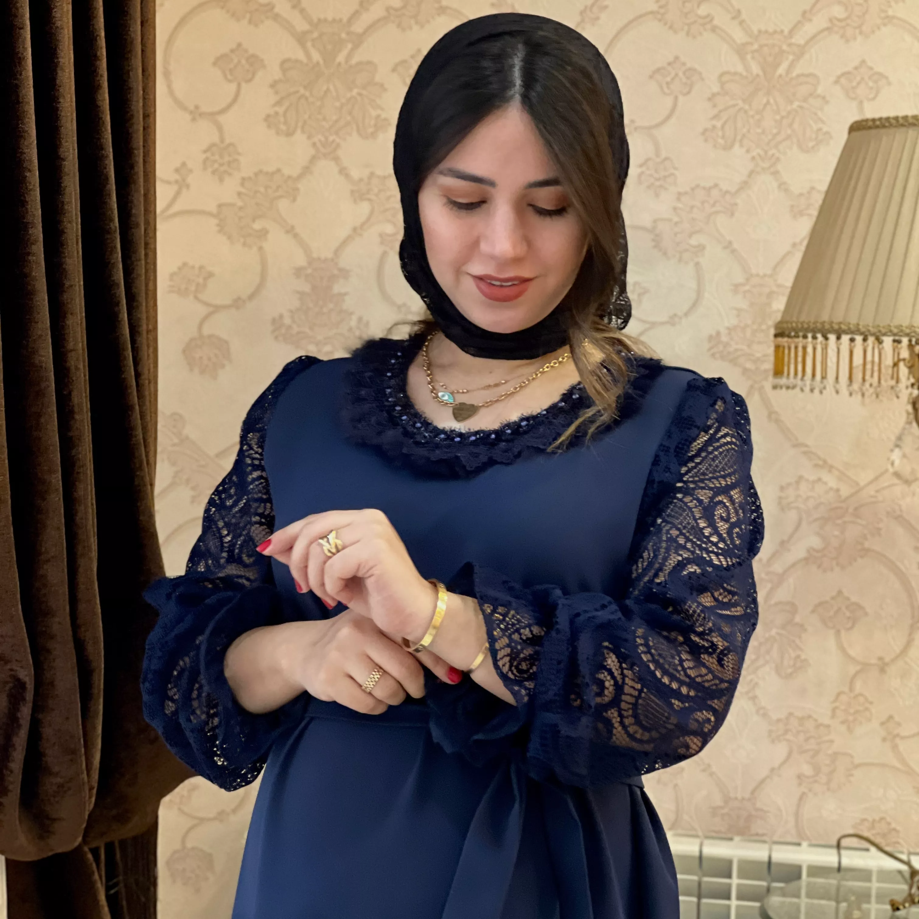 خرید پیراهن سرمه کرپ مازراتی  قد ۱۲۵ بند کمر دارد 