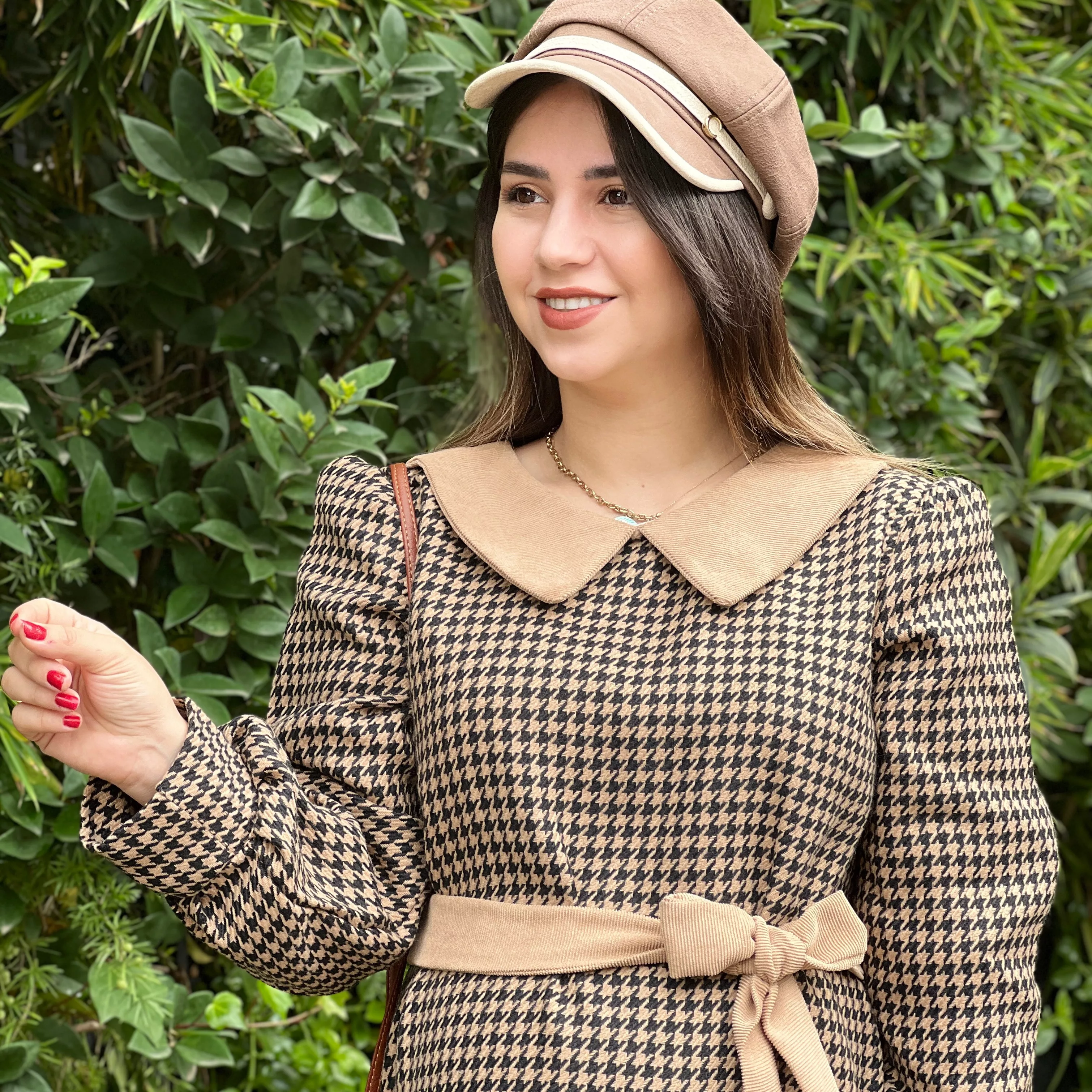 خرید پیراهن پاییزی پاپیون نسکافه ای قد ۱۳۰ بند کمر دارد 