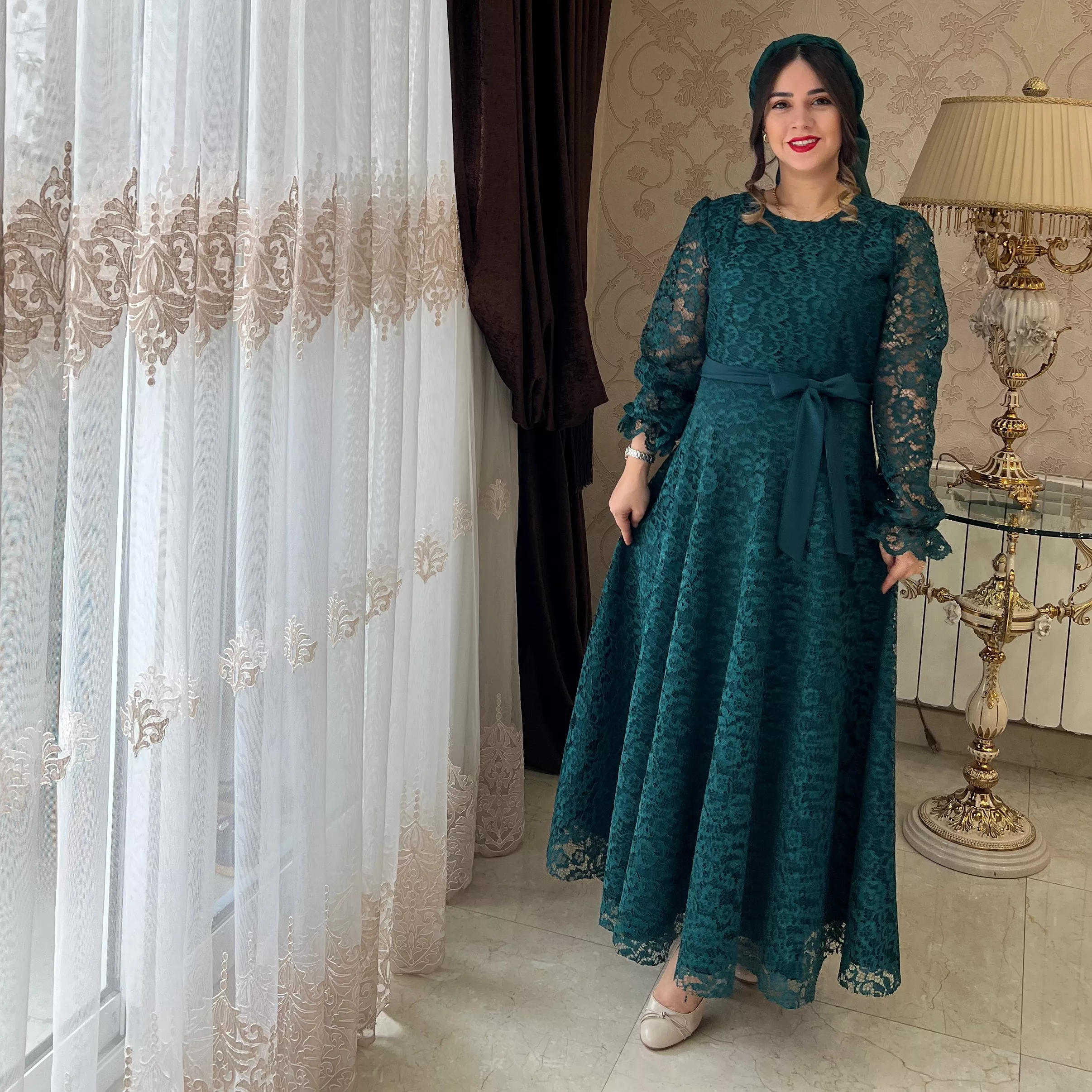 خرید پیراهن هلن قد ۱۳۵-۱۳۰ بند کمر دارد 