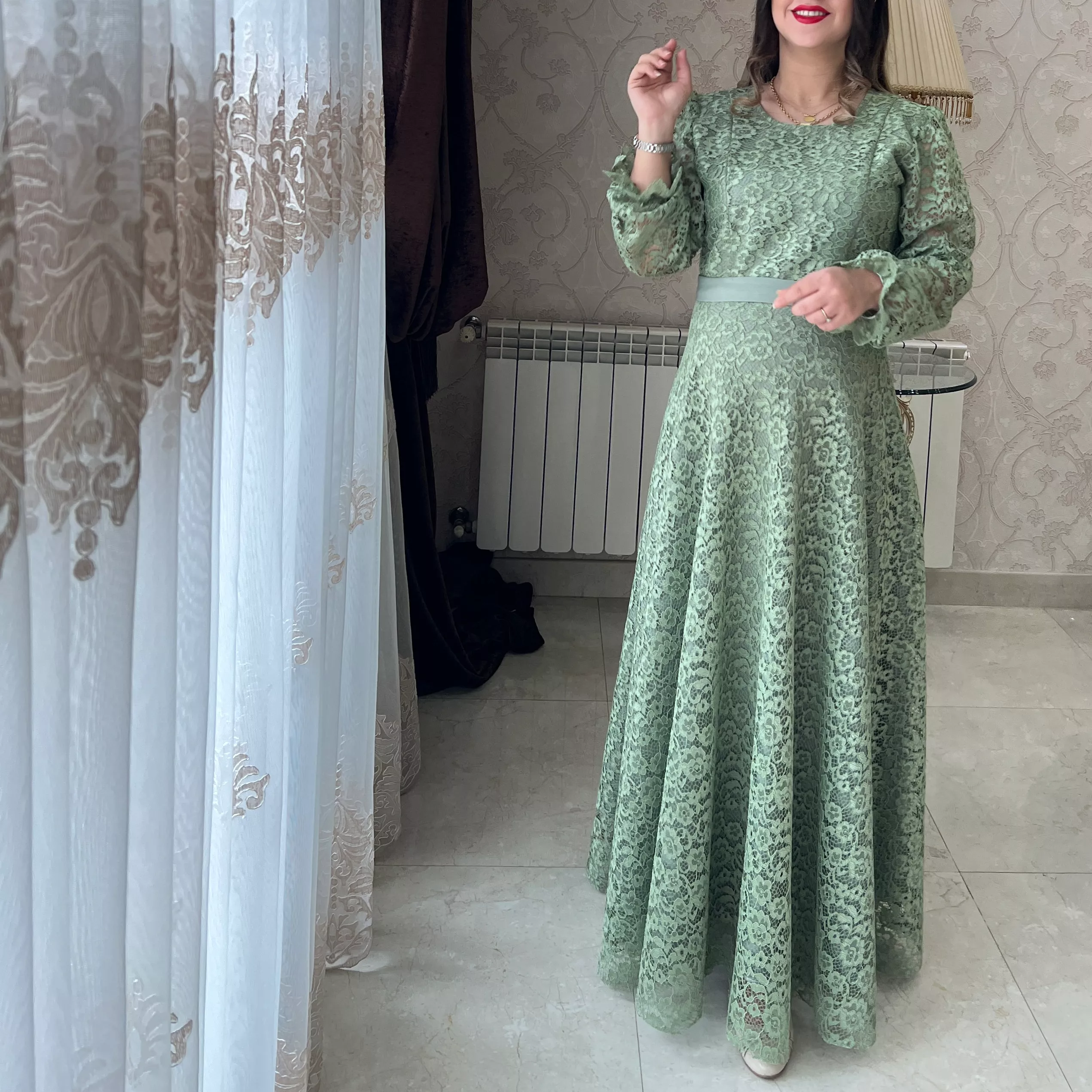 خرید پیراهن ماهور رنگ سبز ماچا قد ۱۳۰ بند کمر دارد 