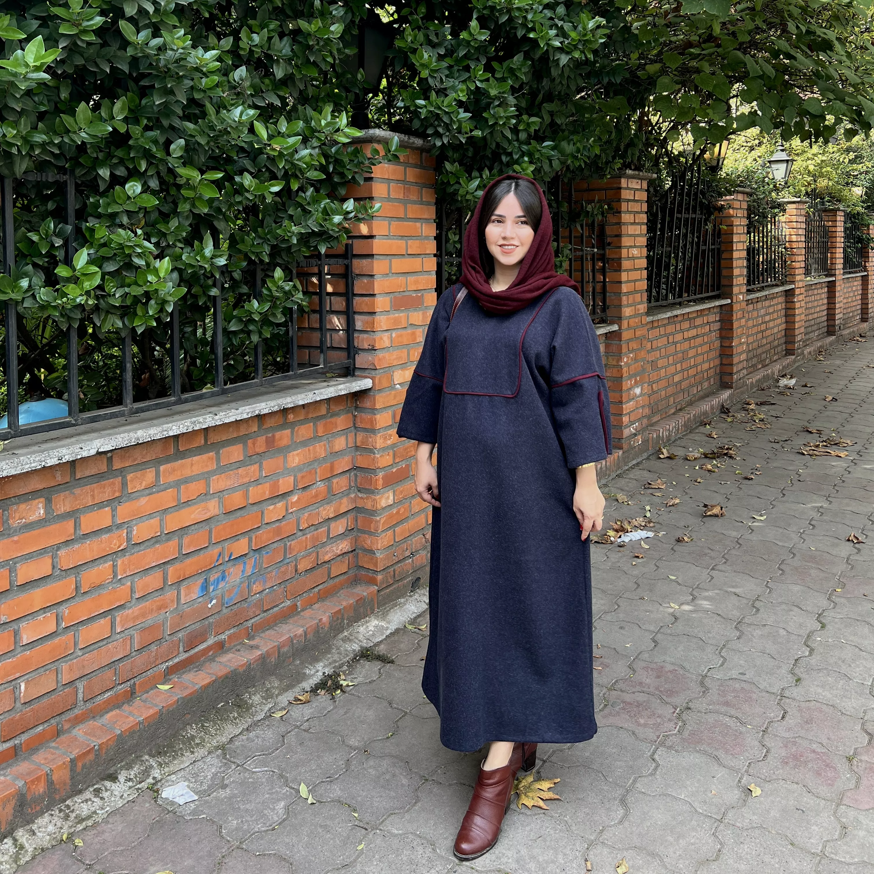 خرید کفتان پاییزه جنس فوتر کشی قد ۱۲۵ بند کمر دارد قد استین ۵۷