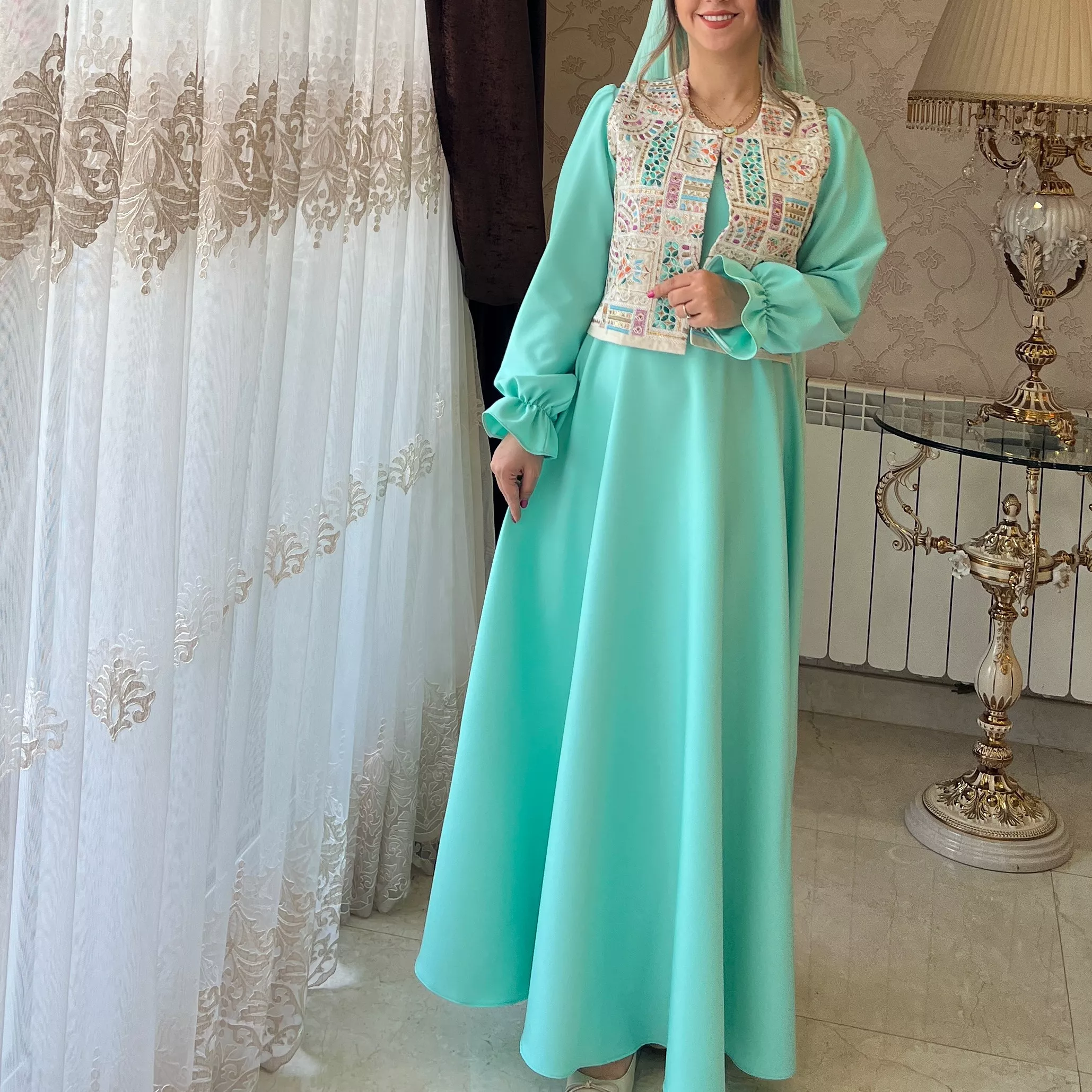 خرید پیراهن و وست فیروزه  قد ۱۳۵ بند کمر دارد 