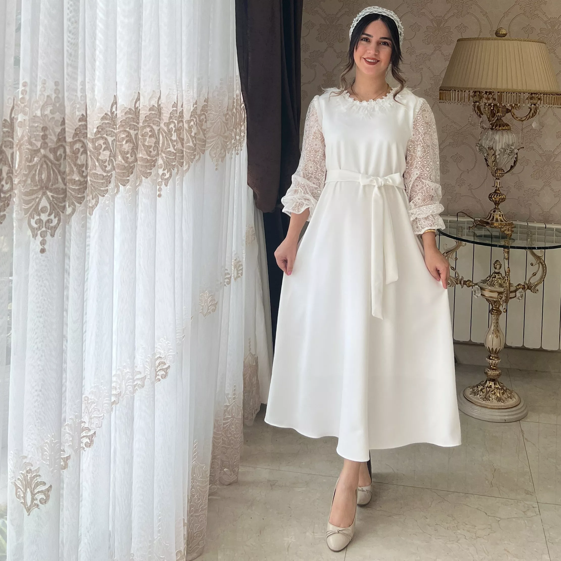 خرید پیراهن سپید آستر دارد قد ۱۲۵ بند کمر دارد 